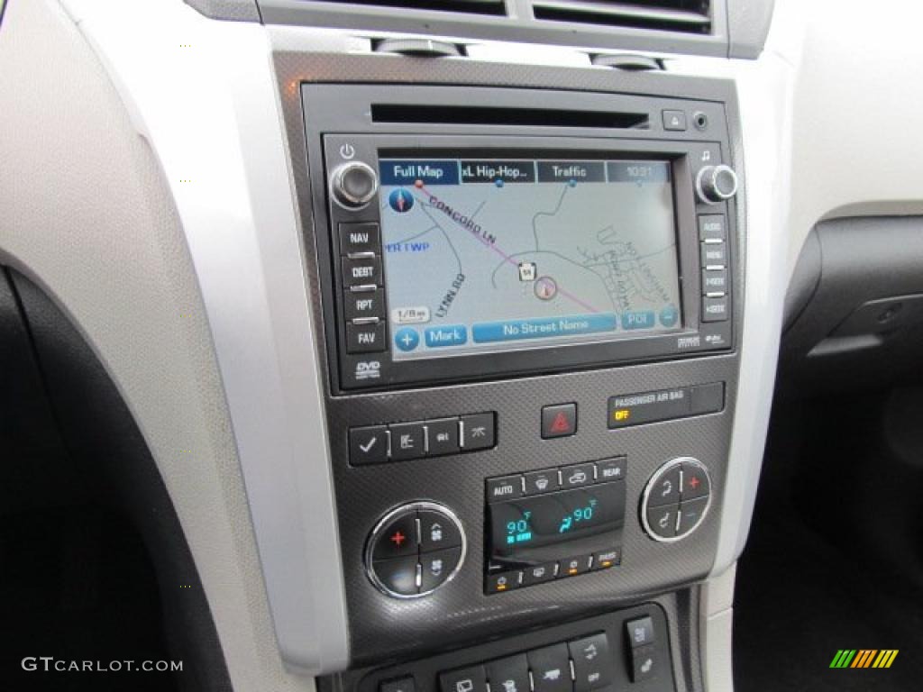 2009 Chevrolet Traverse LTZ AWD Controls Photo #46725552