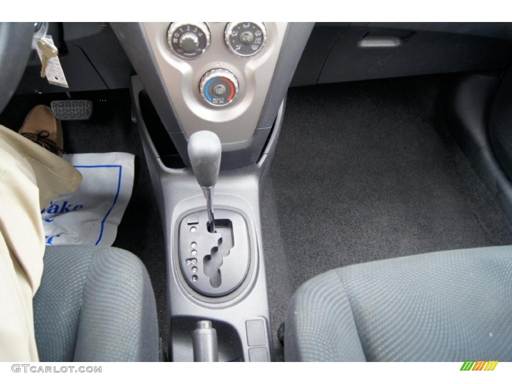 2009 Toyota Yaris Sedan 4 Speed Automatic Transmission Photo #46726839
