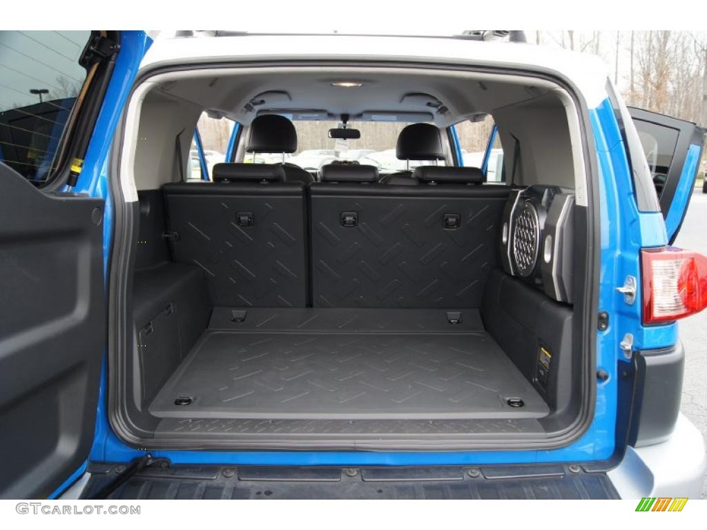2008 Toyota FJ Cruiser 4WD Trunk Photo #46727088