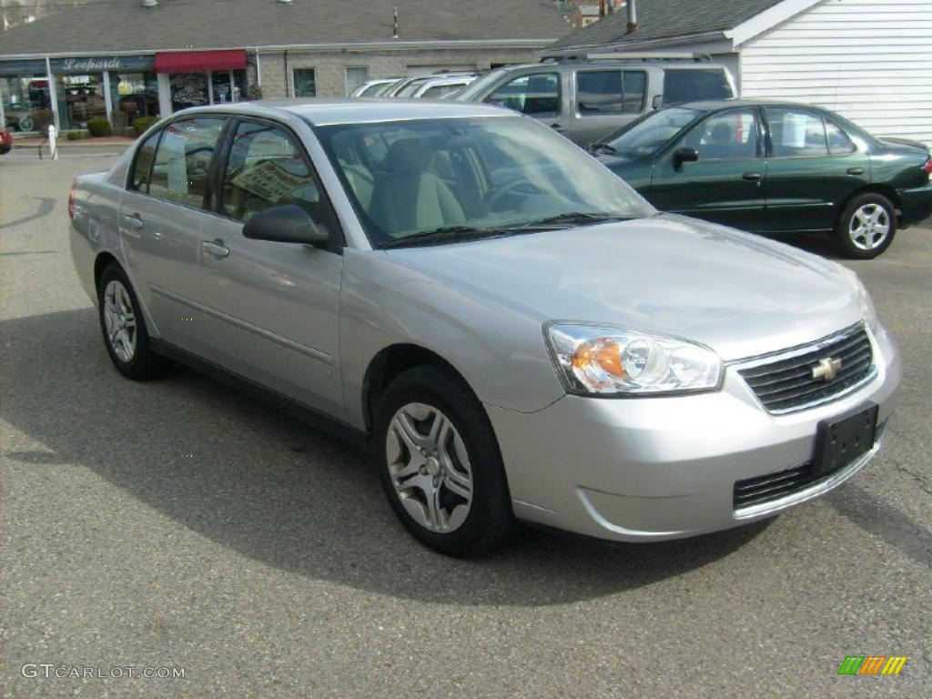 2006 Malibu LS Sedan - Silverstone Metallic / Titanium Gray photo #7