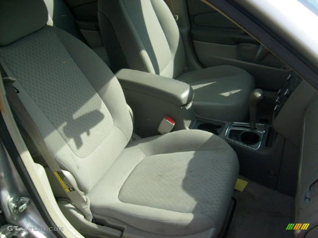 2006 Malibu LS Sedan - Silverstone Metallic / Titanium Gray photo #22