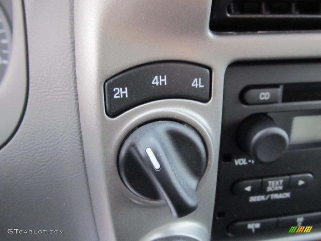 2009 Ford Ranger XLT SuperCab 4x4 Controls Photo #46729233