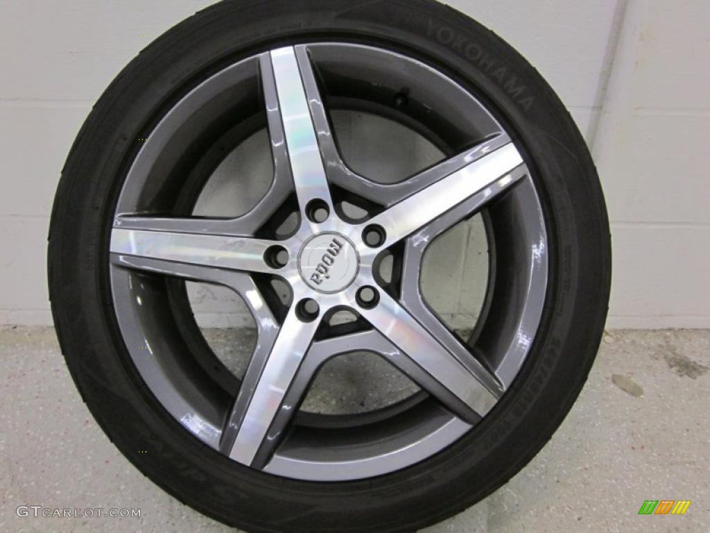 2008 Pontiac G8 GT Custom Wheels Photo #46729698