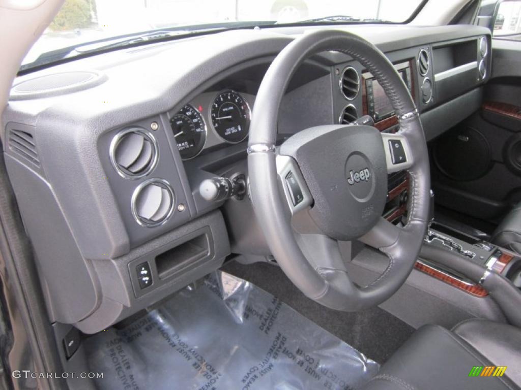 2010 Jeep Commander Limited 4x4 Dark Slate Gray Steering Wheel Photo #46730073