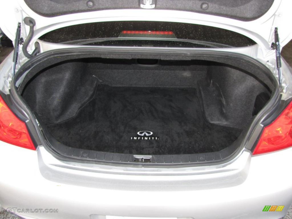 2010 Infiniti G 37 Sedan Trunk Photos