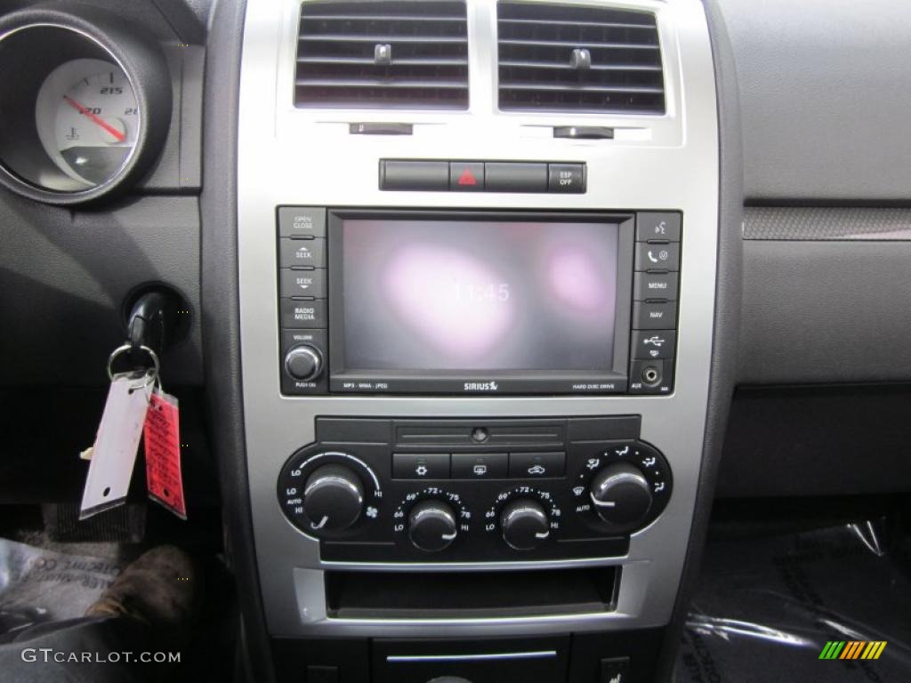 2008 Dodge Charger SRT-8 Controls Photo #46730286
