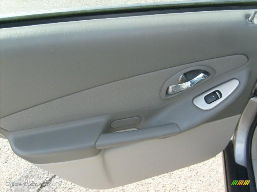 2006 Malibu LS Sedan - Silverstone Metallic / Titanium Gray photo #15