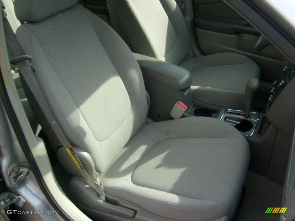 2006 Malibu LS Sedan - Silverstone Metallic / Titanium Gray photo #22