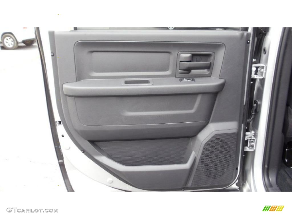 2011 Dodge Ram 2500 HD ST Crew Cab 4x4 Dark Slate/Medium Graystone Door Panel Photo #46733712