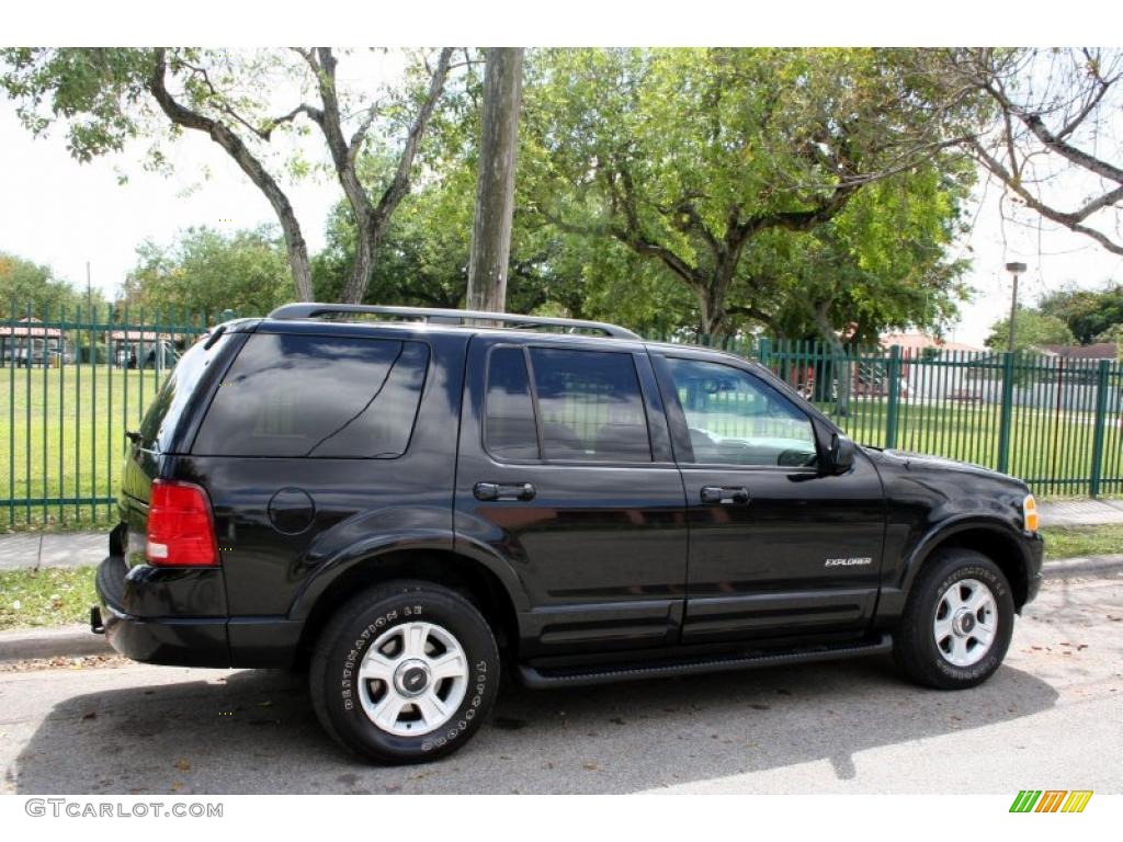 2002 Explorer Limited 4x4 - Black Clearcoat / Midnight Grey photo #9