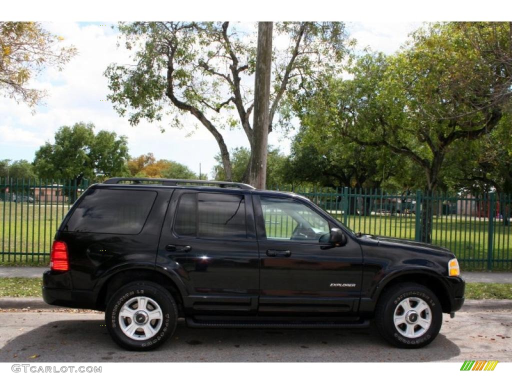 2002 Explorer Limited 4x4 - Black Clearcoat / Midnight Grey photo #10
