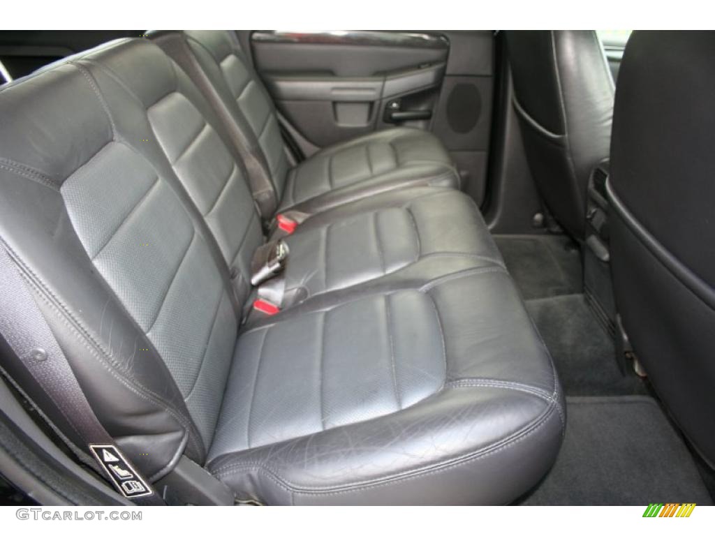 2002 Explorer Limited 4x4 - Black Clearcoat / Midnight Grey photo #44