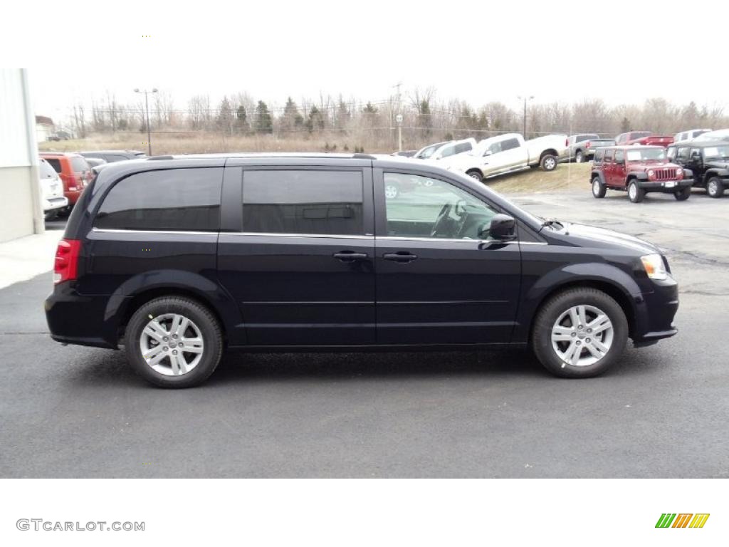 Blackberry Pearl 2011 Dodge Grand Caravan Crew Exterior Photo #46734537