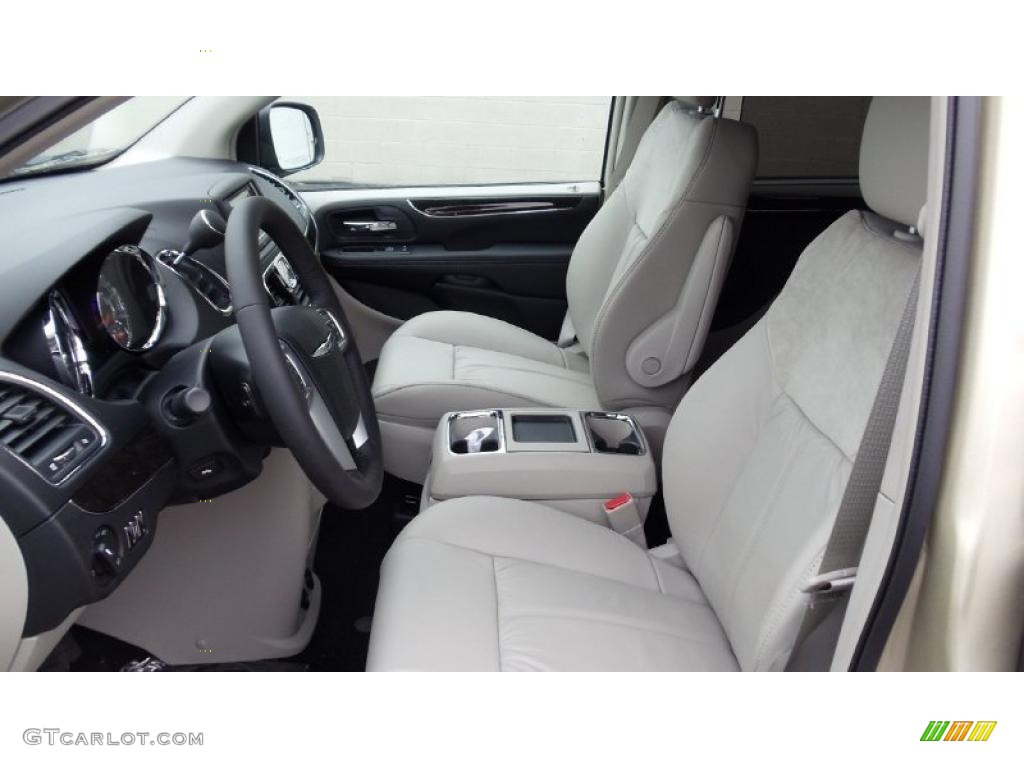 Black/Light Graystone Interior 2011 Chrysler Town & Country Limited Photo #46734852