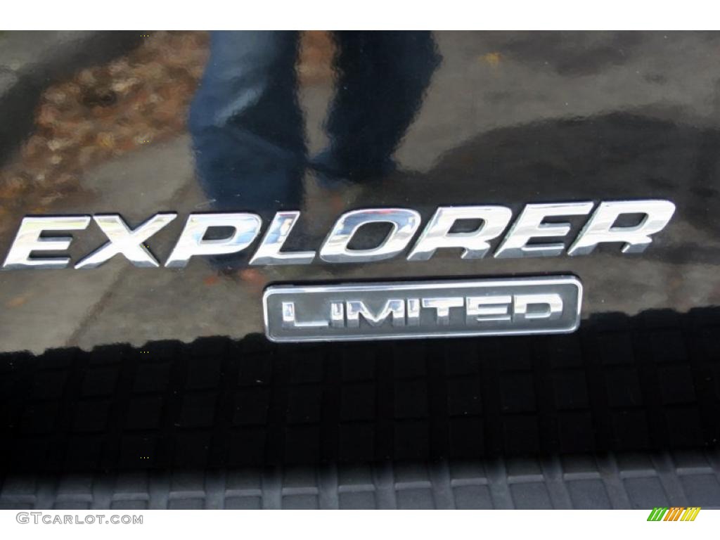 2002 Explorer Limited 4x4 - Black Clearcoat / Midnight Grey photo #94