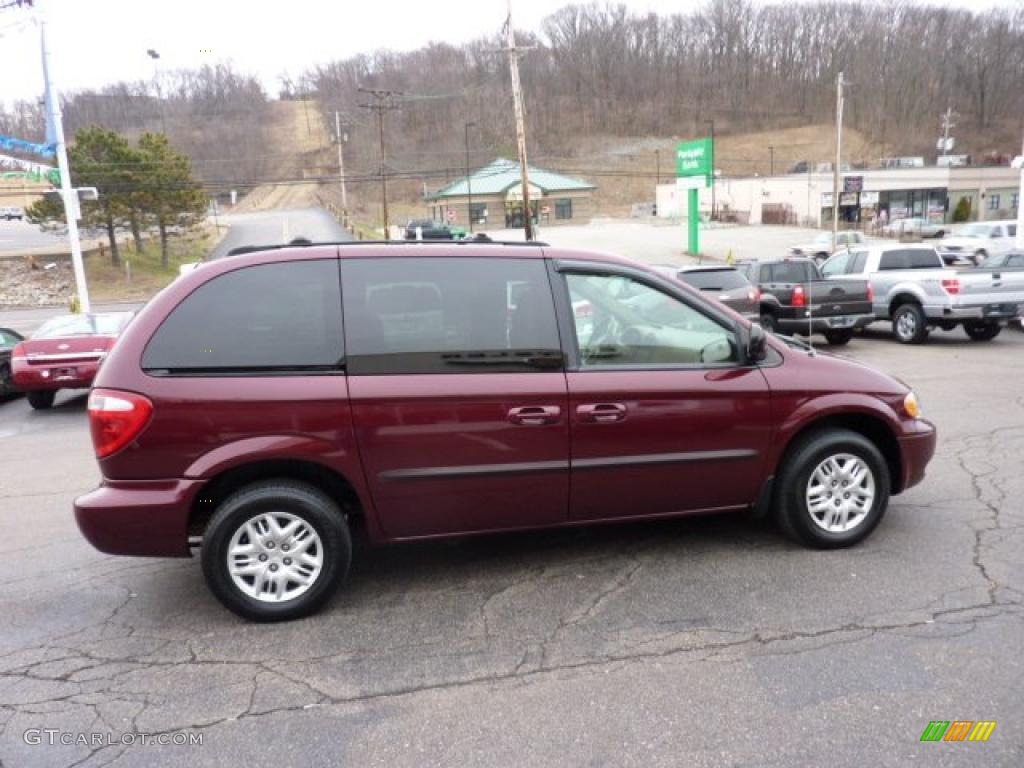 Deep Molten Red Pearl 2003 Dodge Caravan Sport Exterior Photo #46736613