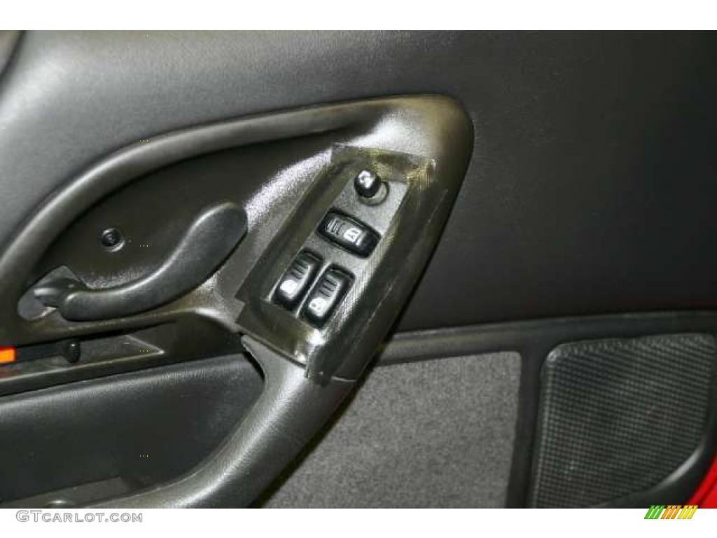 2001 Chevrolet Camaro Z28 Coupe Controls Photo #46736949