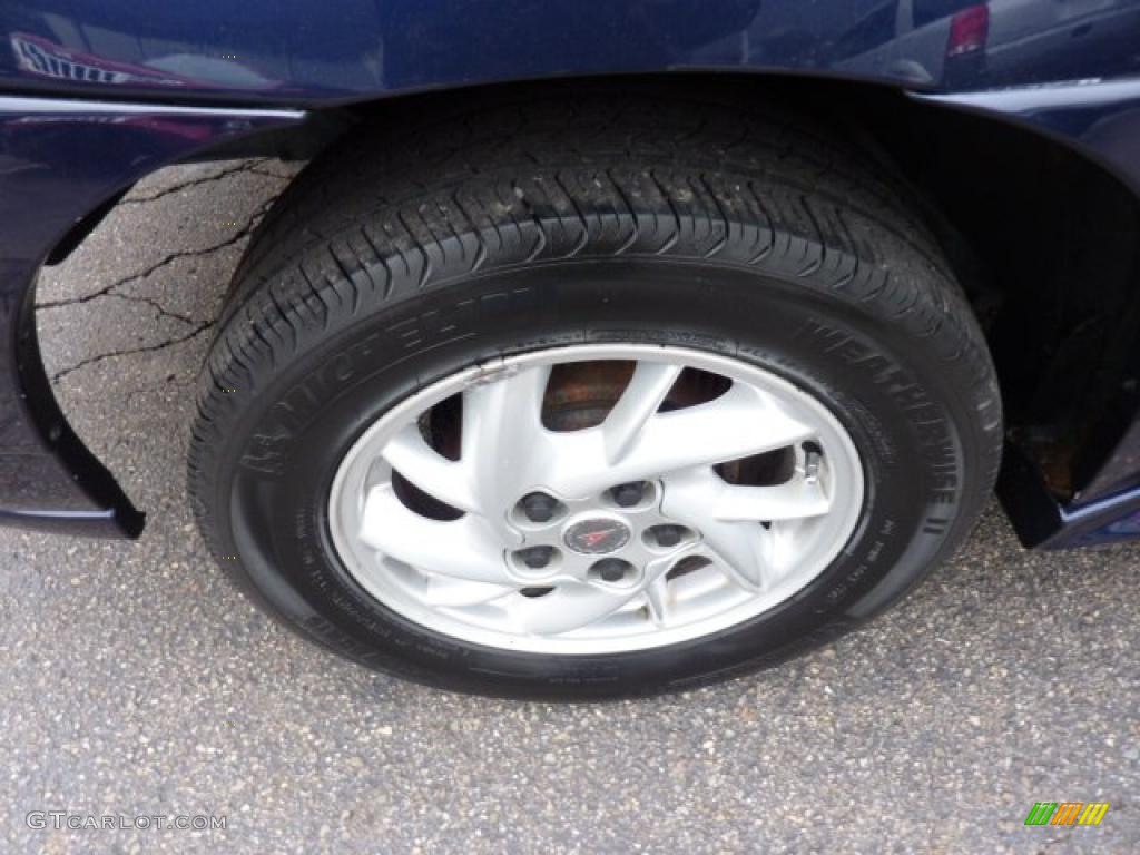2001 Pontiac Grand Am SE Sedan Wheel Photo #46737054