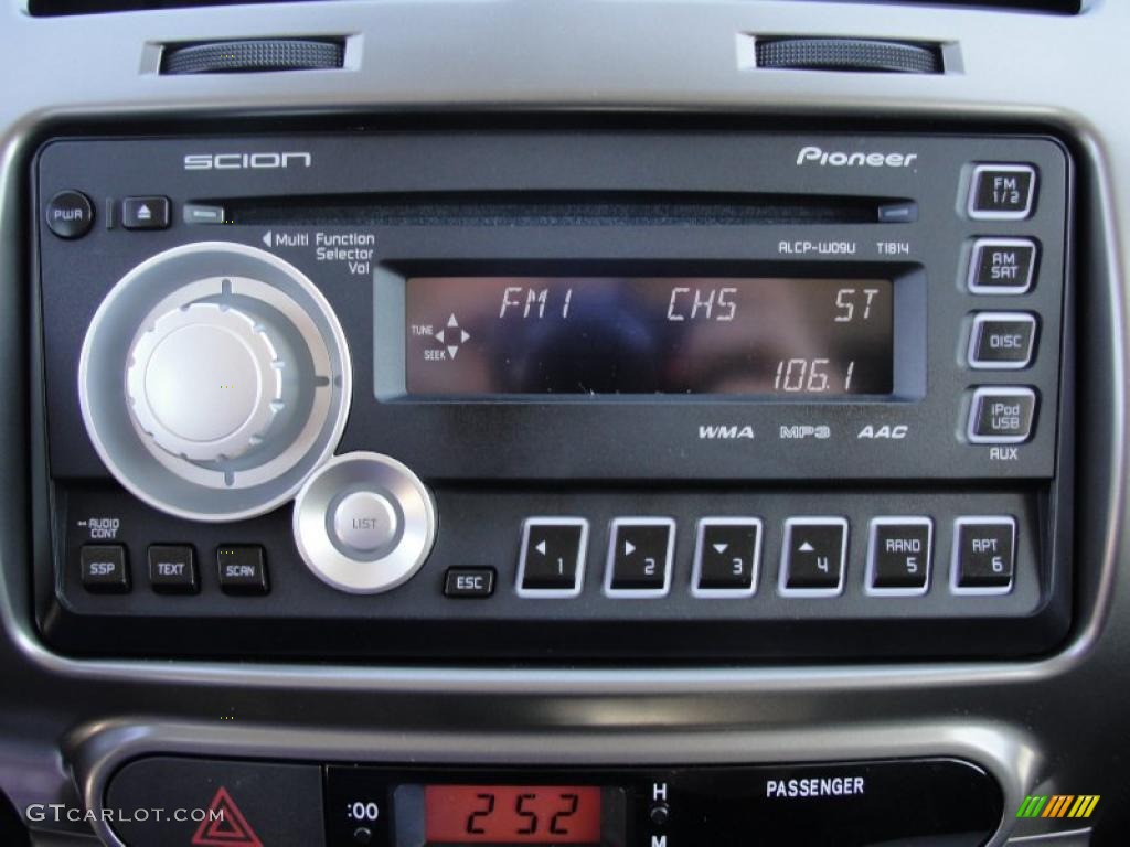 2011 Scion xD Release Series 3.0 Controls Photo #46741867