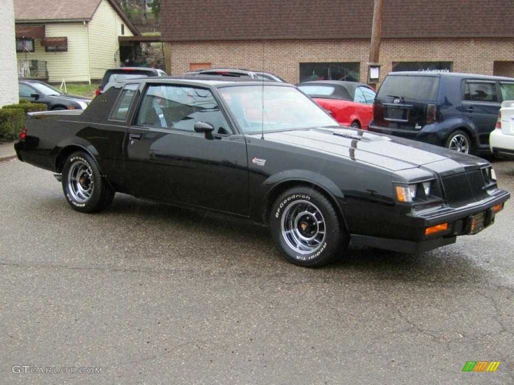 Black 1987 Buick Regal Grand National Exterior Photo #46742185
