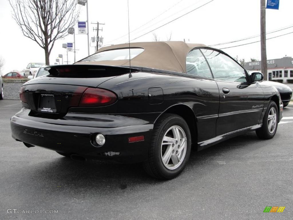 2000 Sunfire GT Convertible - Black / Taupe photo #4