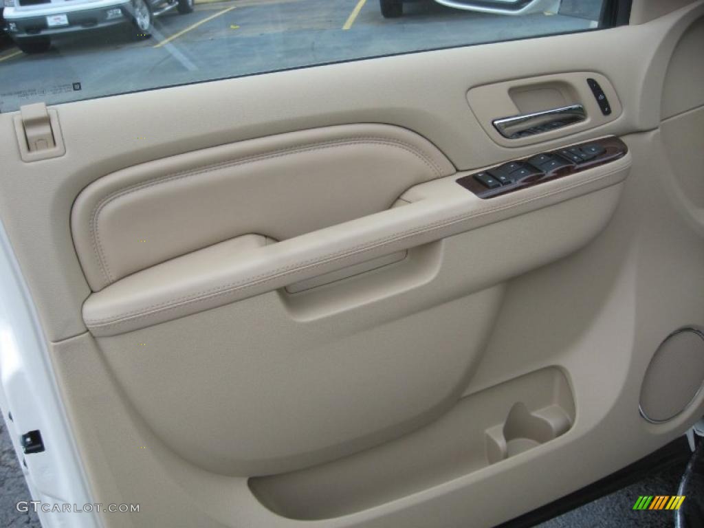 2011 Cadillac Escalade ESV Luxury AWD Cashmere/Cocoa Door Panel Photo #46743493