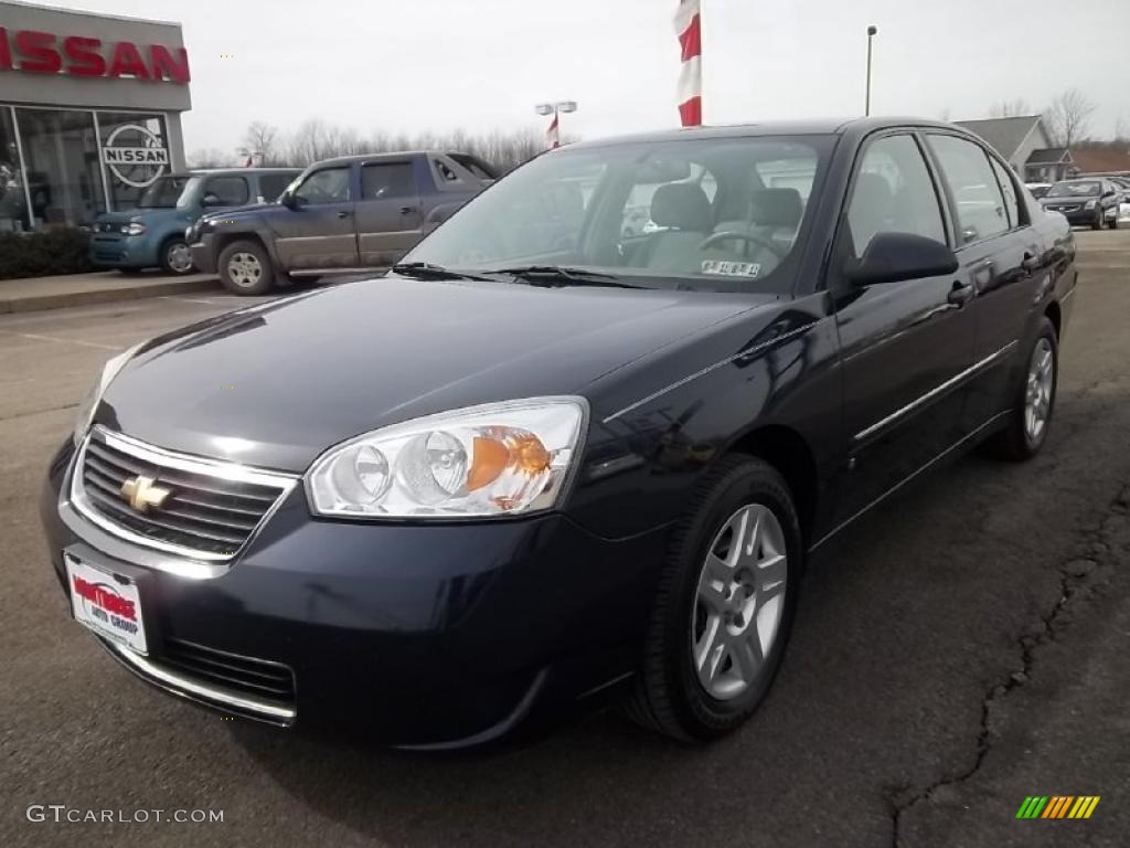 2006 Malibu LT Sedan - Dark Blue Metallic / Ebony Black photo #1