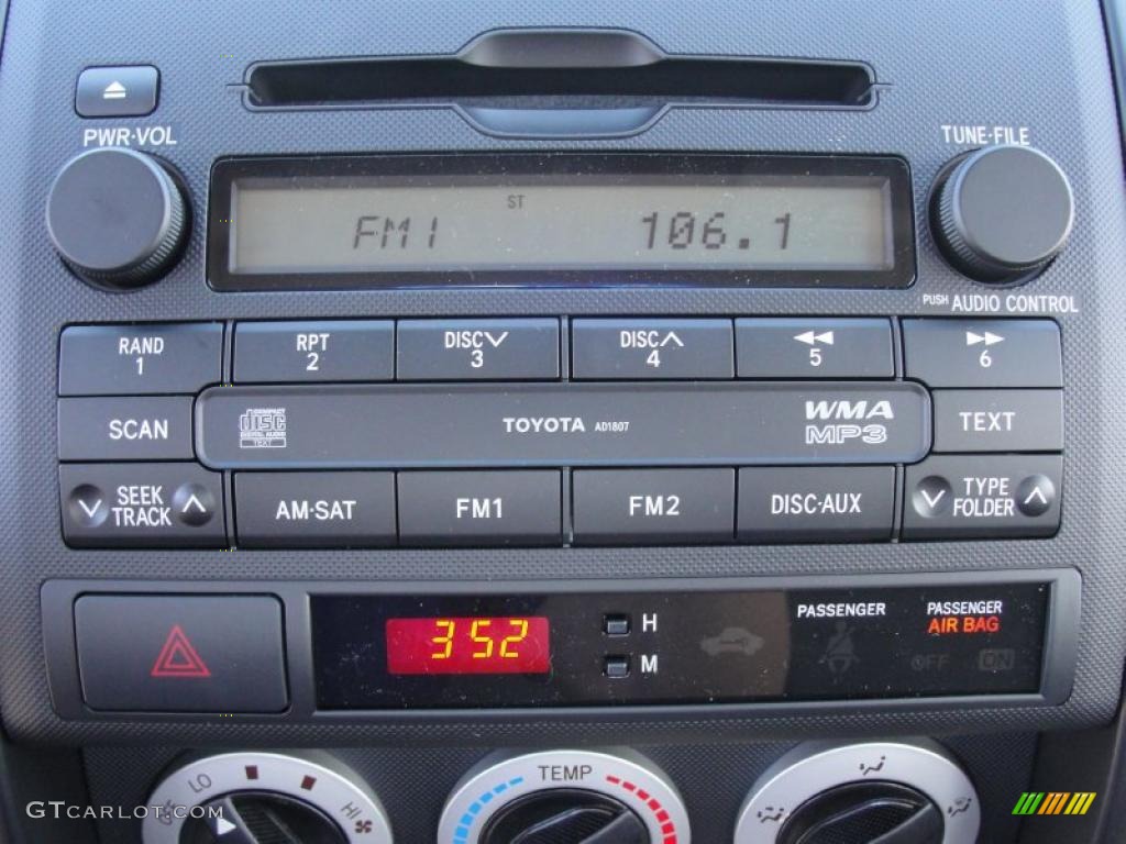 2011 Toyota Tacoma Regular Cab Controls Photo #46745767