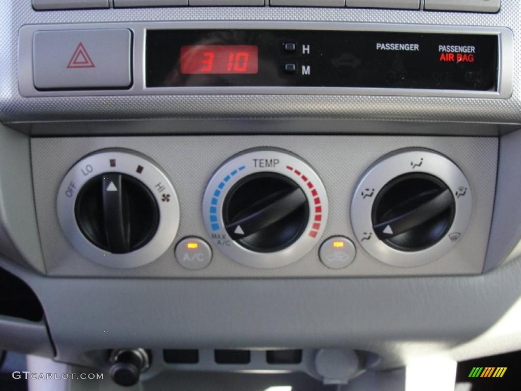 2011 Toyota Tacoma TSS PreRunner Double Cab Controls Photos