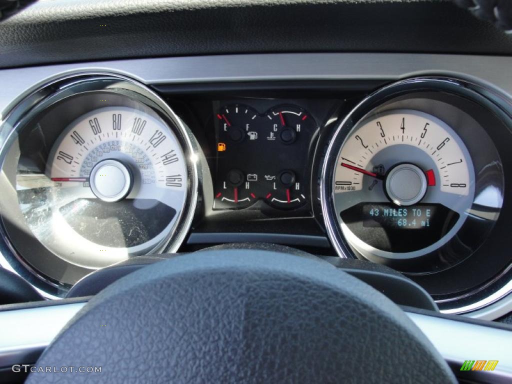 2012 Ford Mustang GT Premium Coupe Gauges Photo #46747031