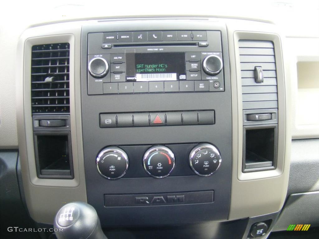 2011 Dodge Ram 3500 HD ST Crew Cab 4x4 Dually Controls Photo #46747154