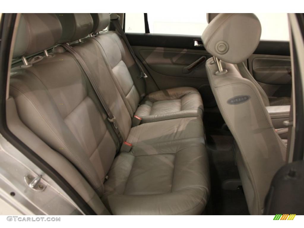 Grey Interior 2002 Volkswagen Jetta GLX VR6 Wagon Photo #46747430