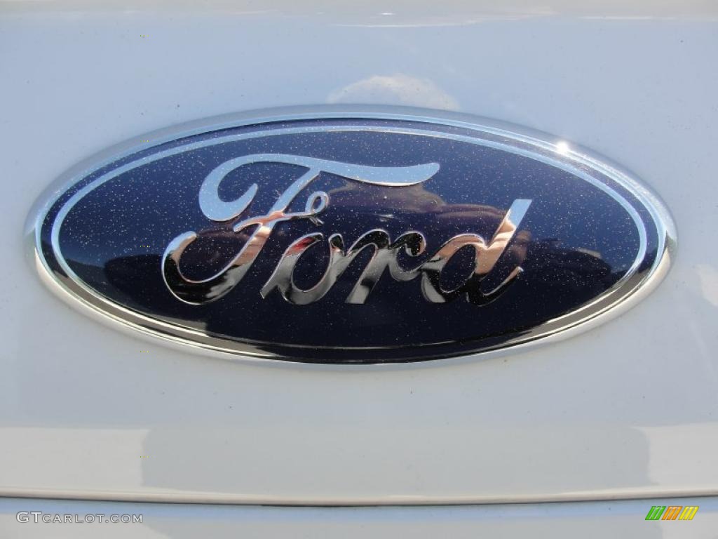 2006 Ford Five Hundred SEL Marks and Logos Photo #46748186