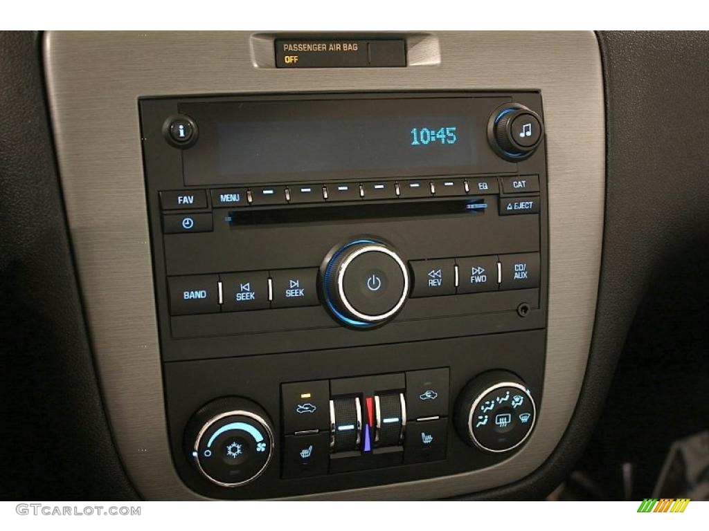 2008 Chevrolet Impala LT Controls Photo #46748495
