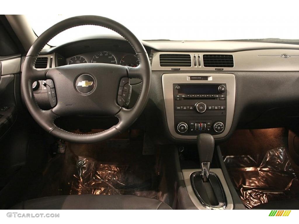 2008 Chevrolet Impala LT Gray/Ebony Black Dashboard Photo #46748531
