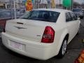 Cool Vanilla White - 300 LX Photo No. 3