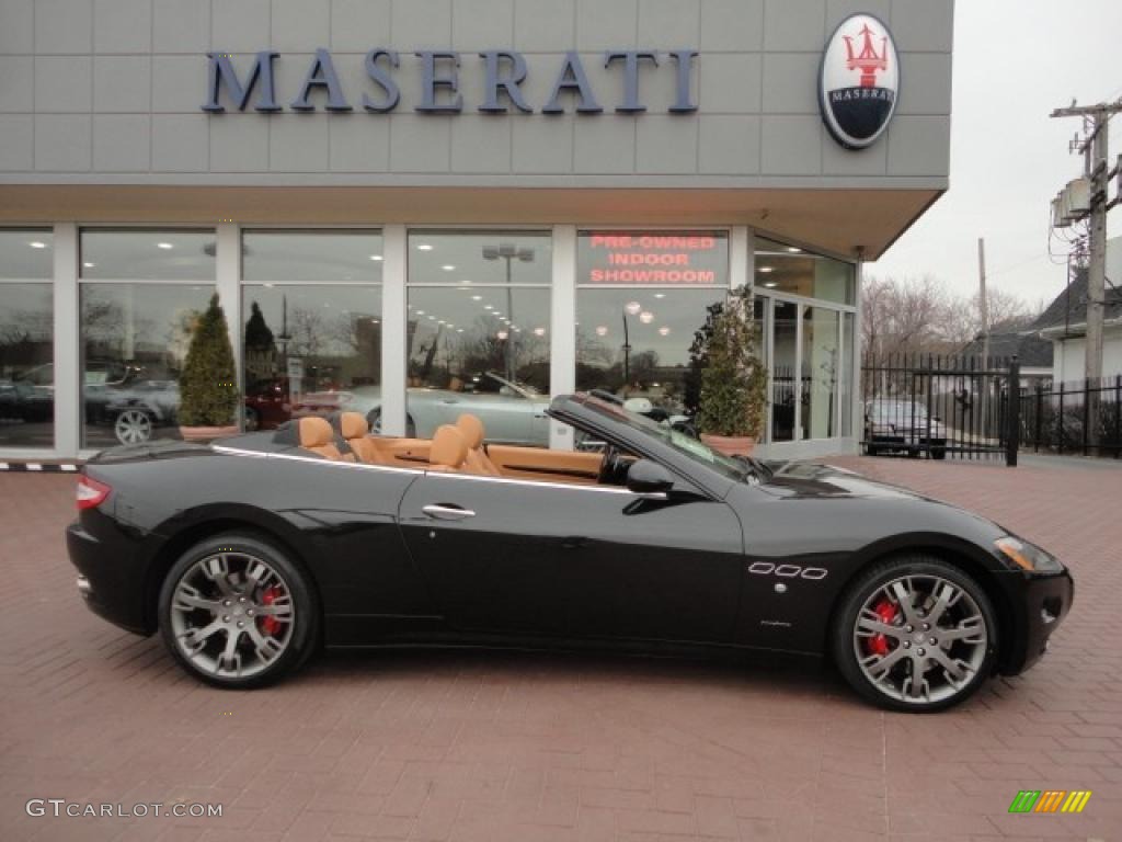 Nero Carbonio (Black Metallic) 2011 Maserati GranTurismo Convertible GranCabrio Exterior Photo #46750869