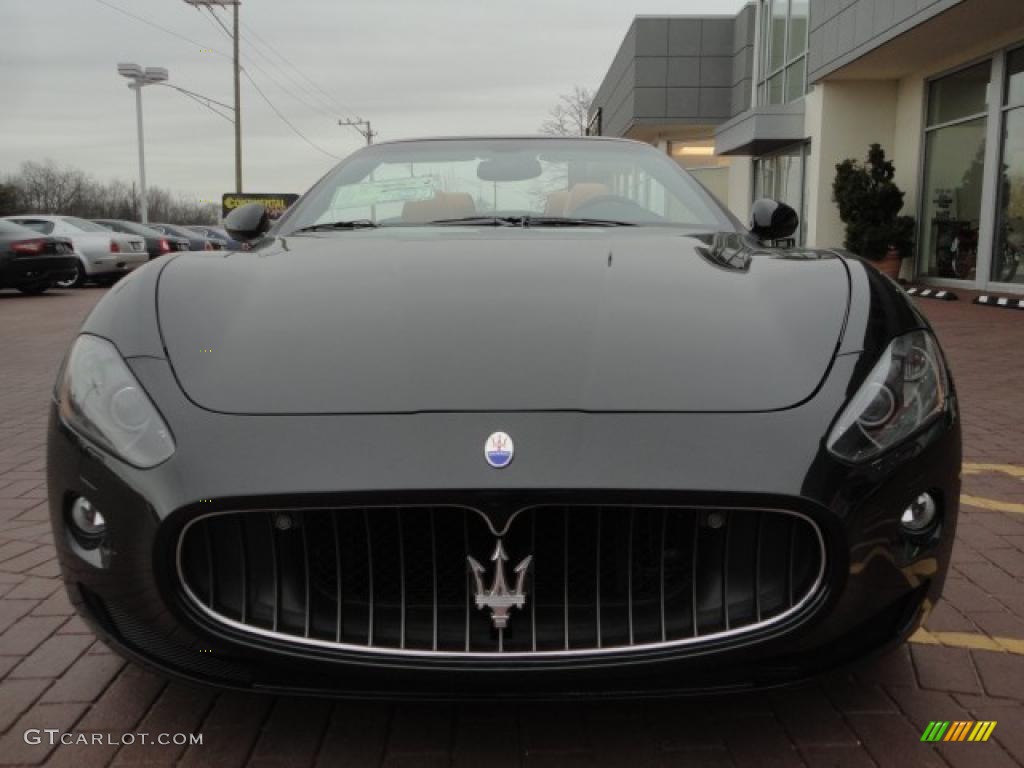 Nero Carbonio (Black Metallic) 2011 Maserati GranTurismo Convertible GranCabrio Exterior Photo #46750980