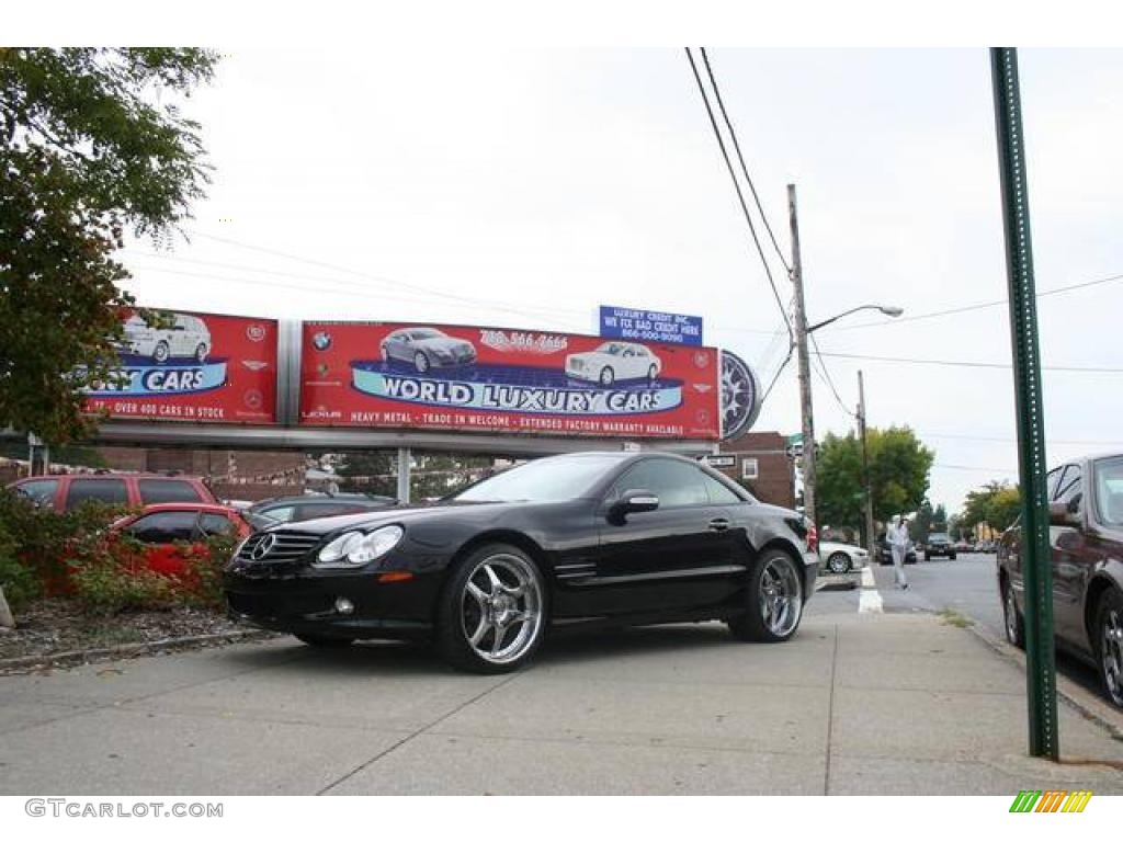 Black Mercedes-Benz SL