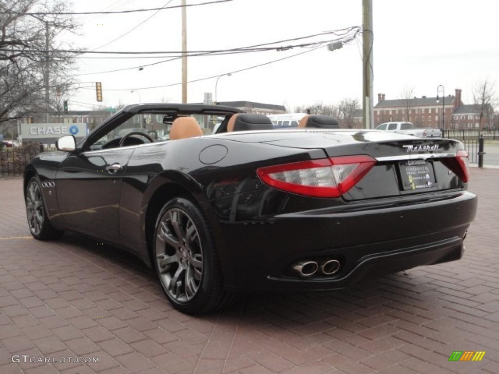 Nero Carbonio (Black Metallic) 2011 Maserati GranTurismo Convertible GranCabrio Exterior Photo #46751085