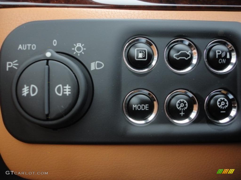 2011 Maserati GranTurismo Convertible GranCabrio Controls Photo #46751220