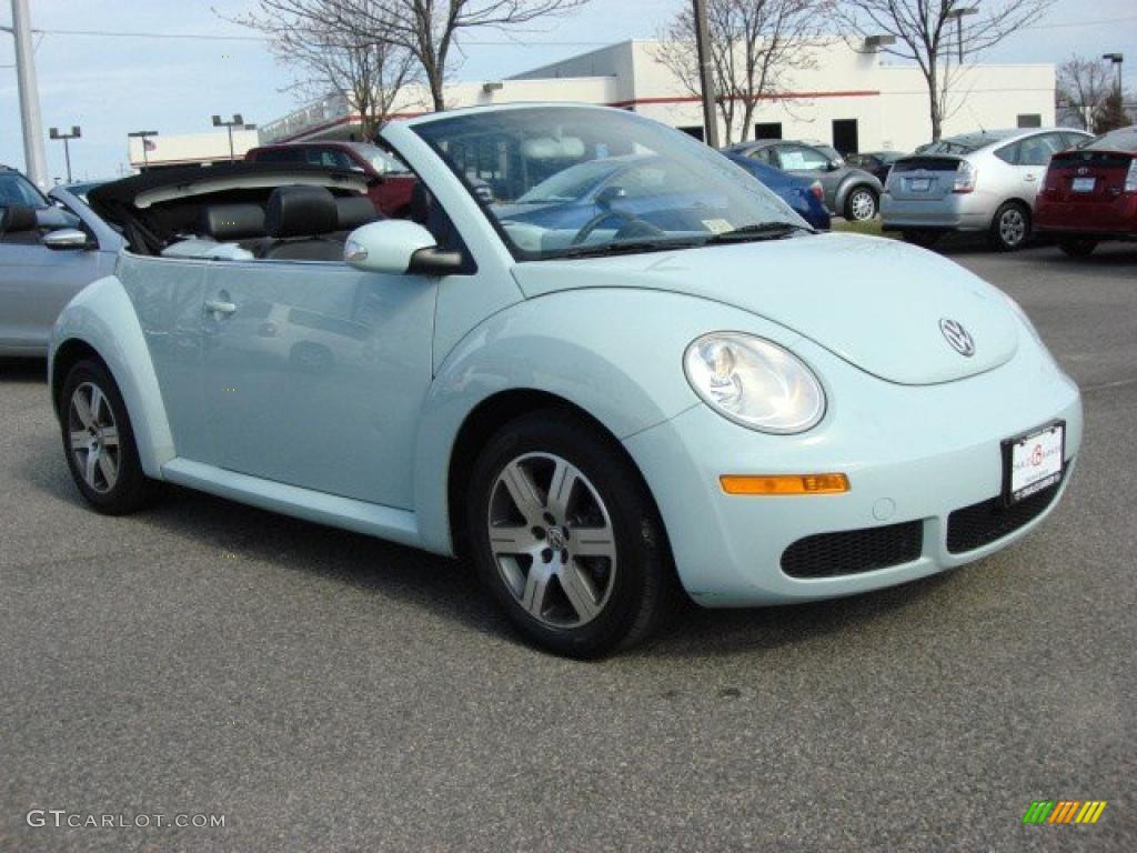 Aquarius Blue 2006 Volkswagen New Beetle 2.5 Convertible Exterior Photo #46751259