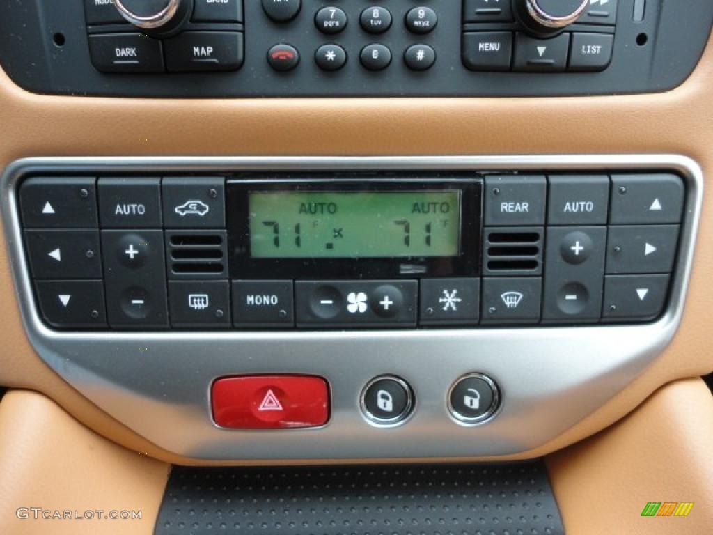 2011 Maserati GranTurismo Convertible GranCabrio Controls Photo #46751358