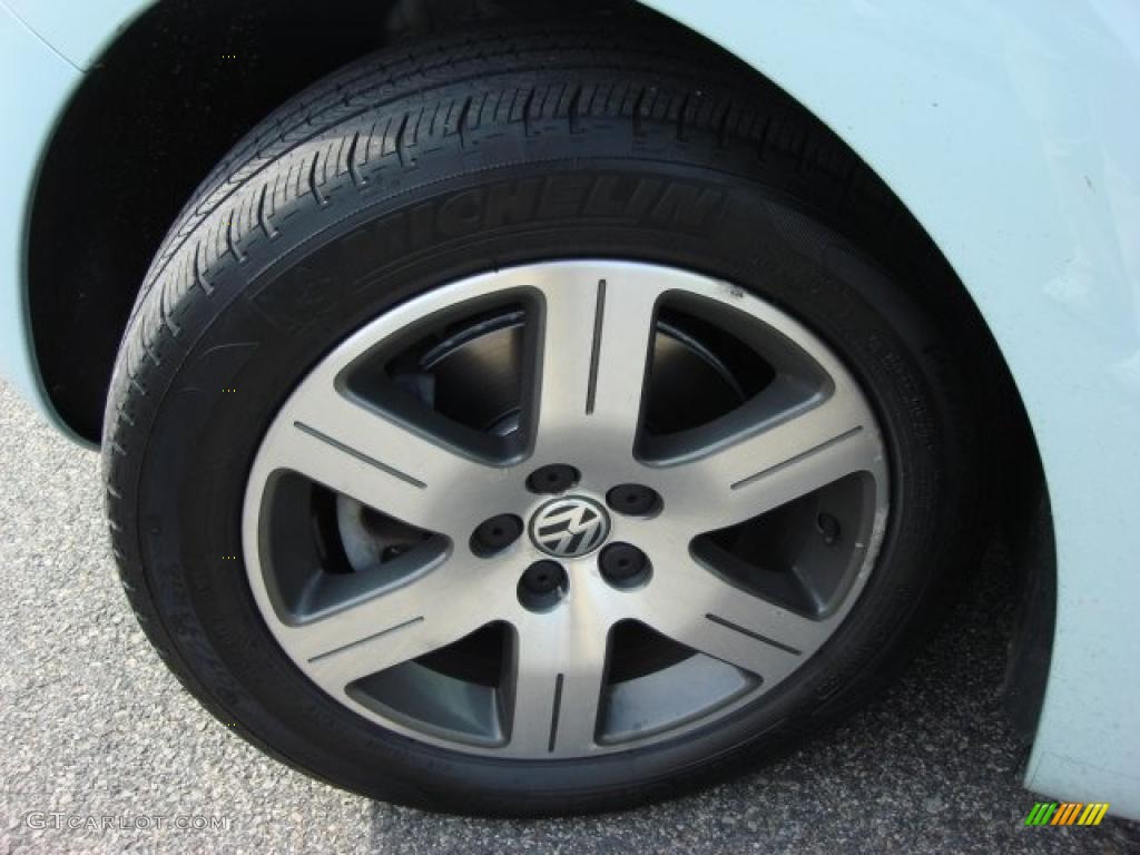 2006 Volkswagen New Beetle 2.5 Convertible Wheel Photo #46751481