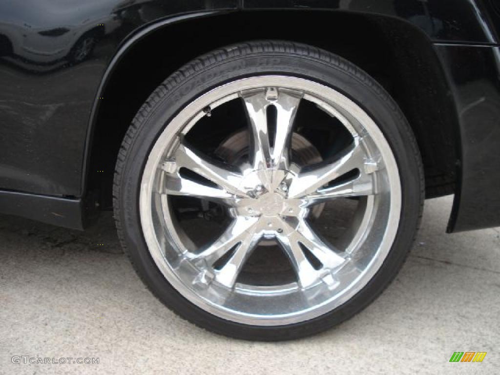 2007 Chevrolet TrailBlazer SS 4x4 Custom Wheels Photos