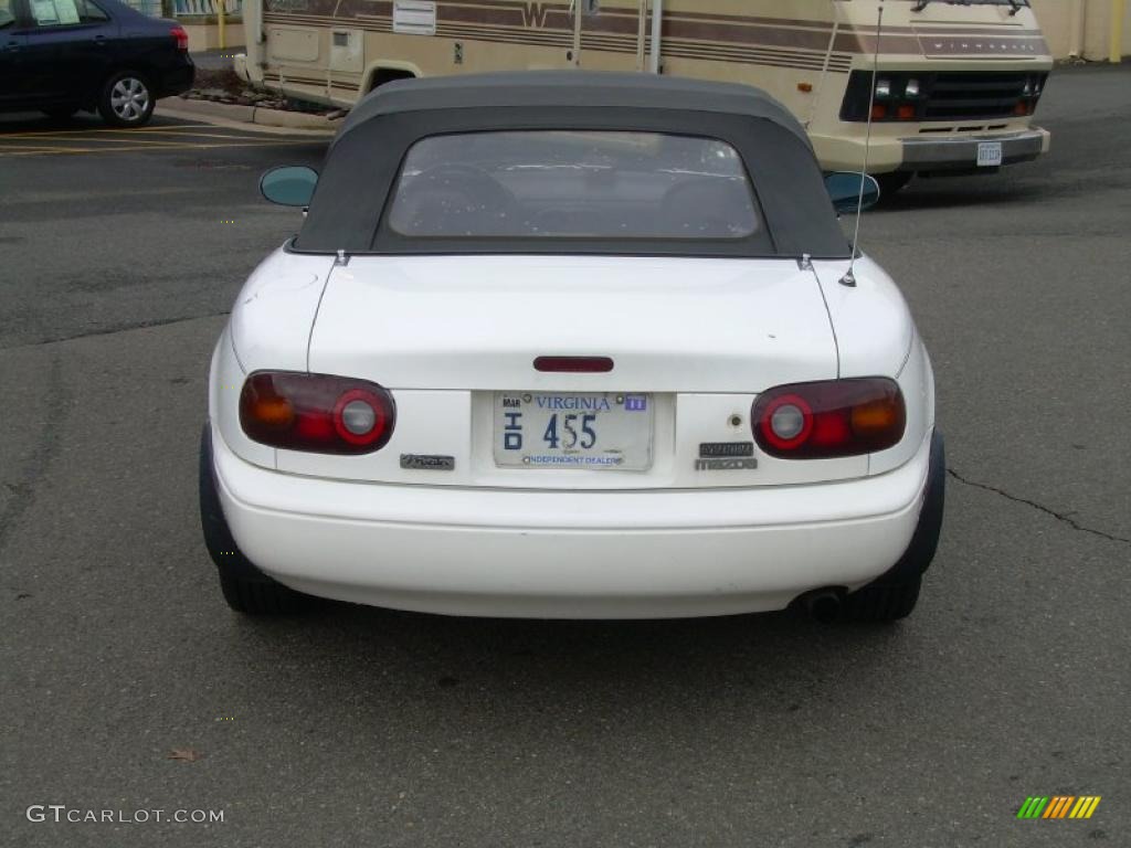 1991 MX-5 Miata Roadster - Crystal White / Black photo #7