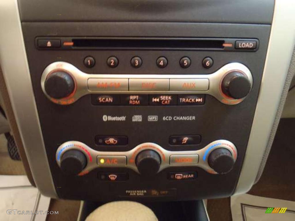 2009 Nissan Murano LE AWD Controls Photo #46754541