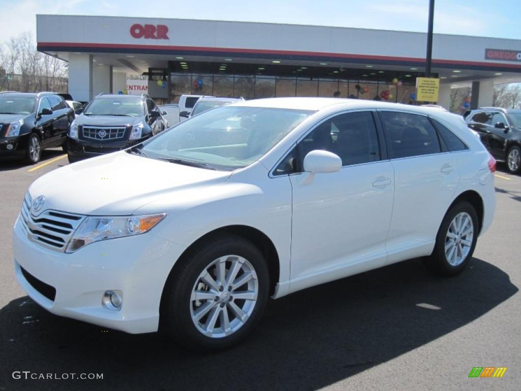 2011 Venza I4 - Blizzard Pearl White / Ivory photo #1