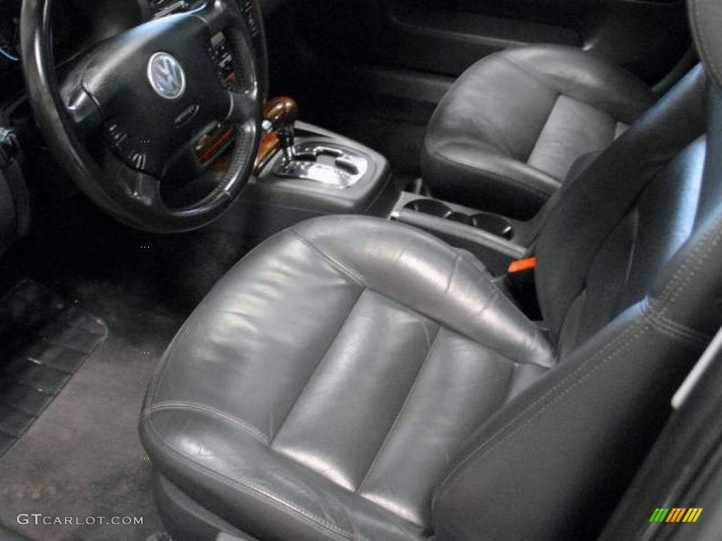 Anthracite Interior 2004 Volkswagen Passat GLS Wagon Photo #46756500