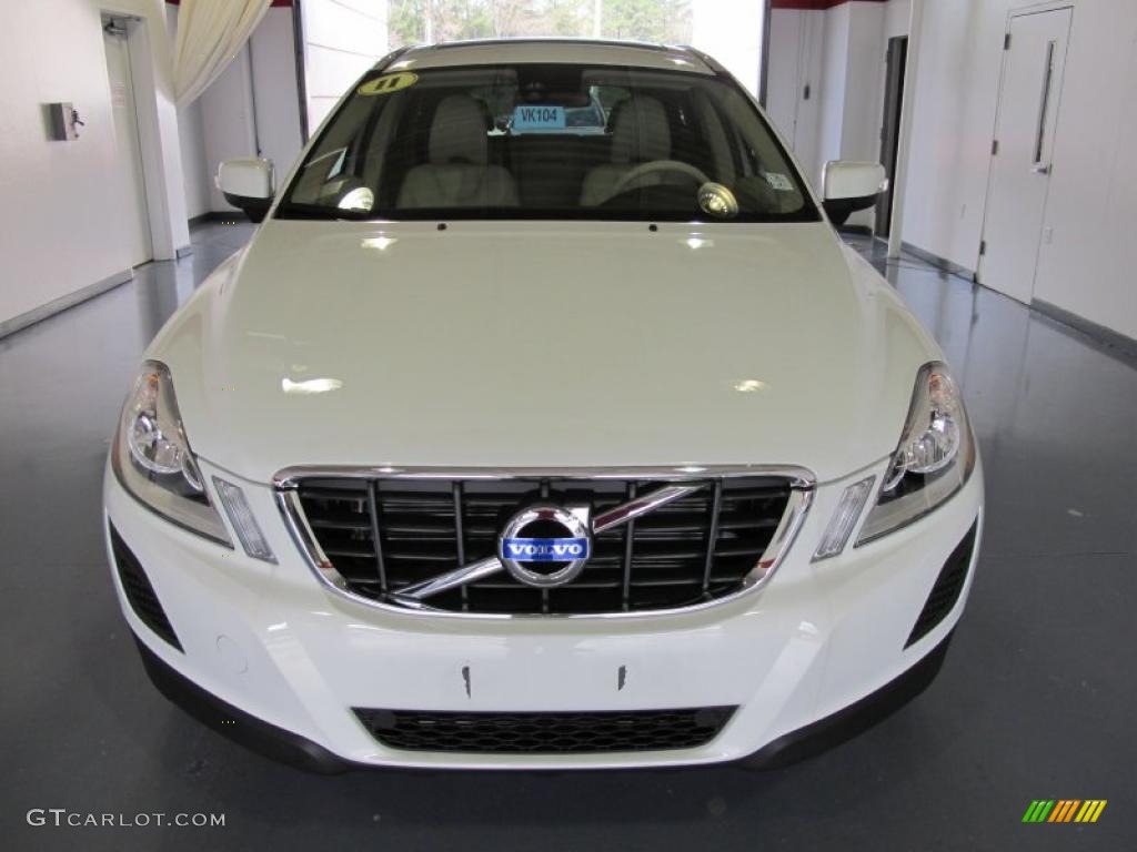 Ice White 2011 Volvo XC60 3.2 Exterior Photo #46757277